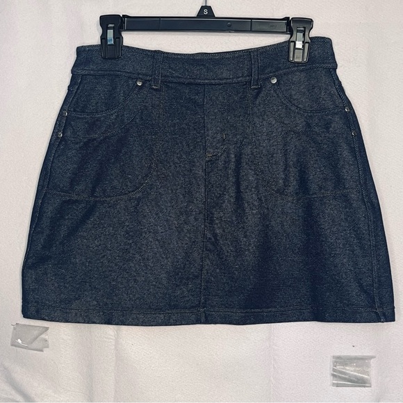 ATHLETA Bettona “Denim” Skort Skirt 567658-01 Size Small - Picture 2 of 5